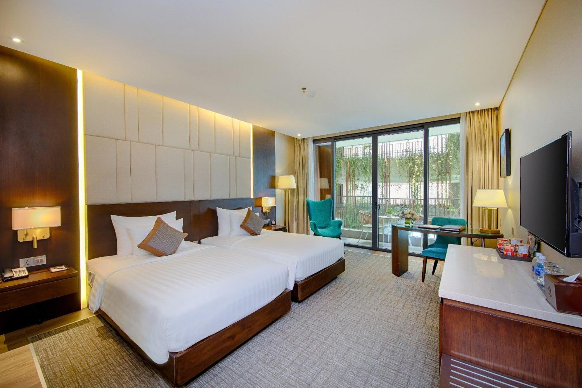 New Orient Hotel Da Nang Bagian luar foto